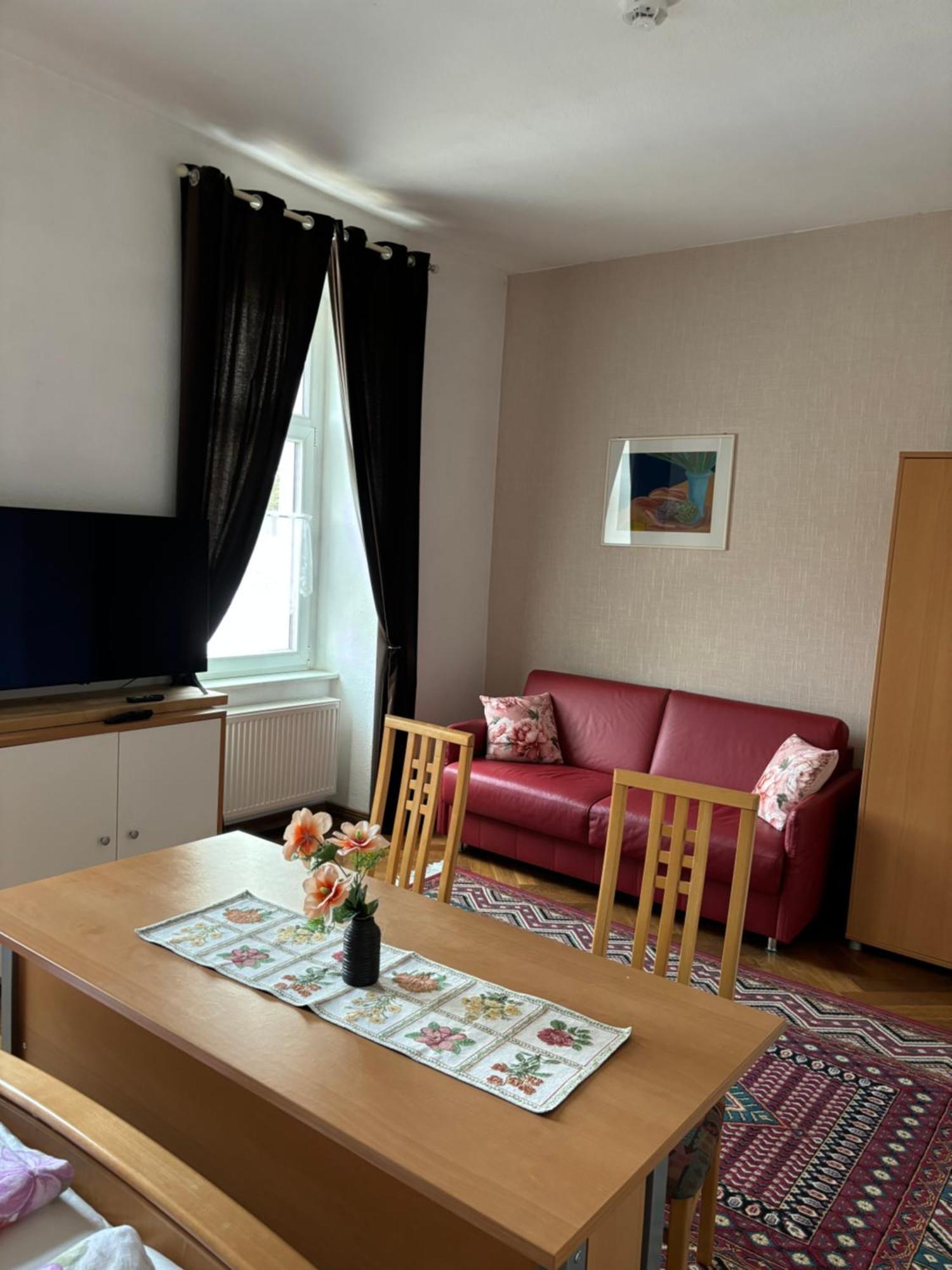 Pension Gutshaus Halle  Εξωτερικό φωτογραφία