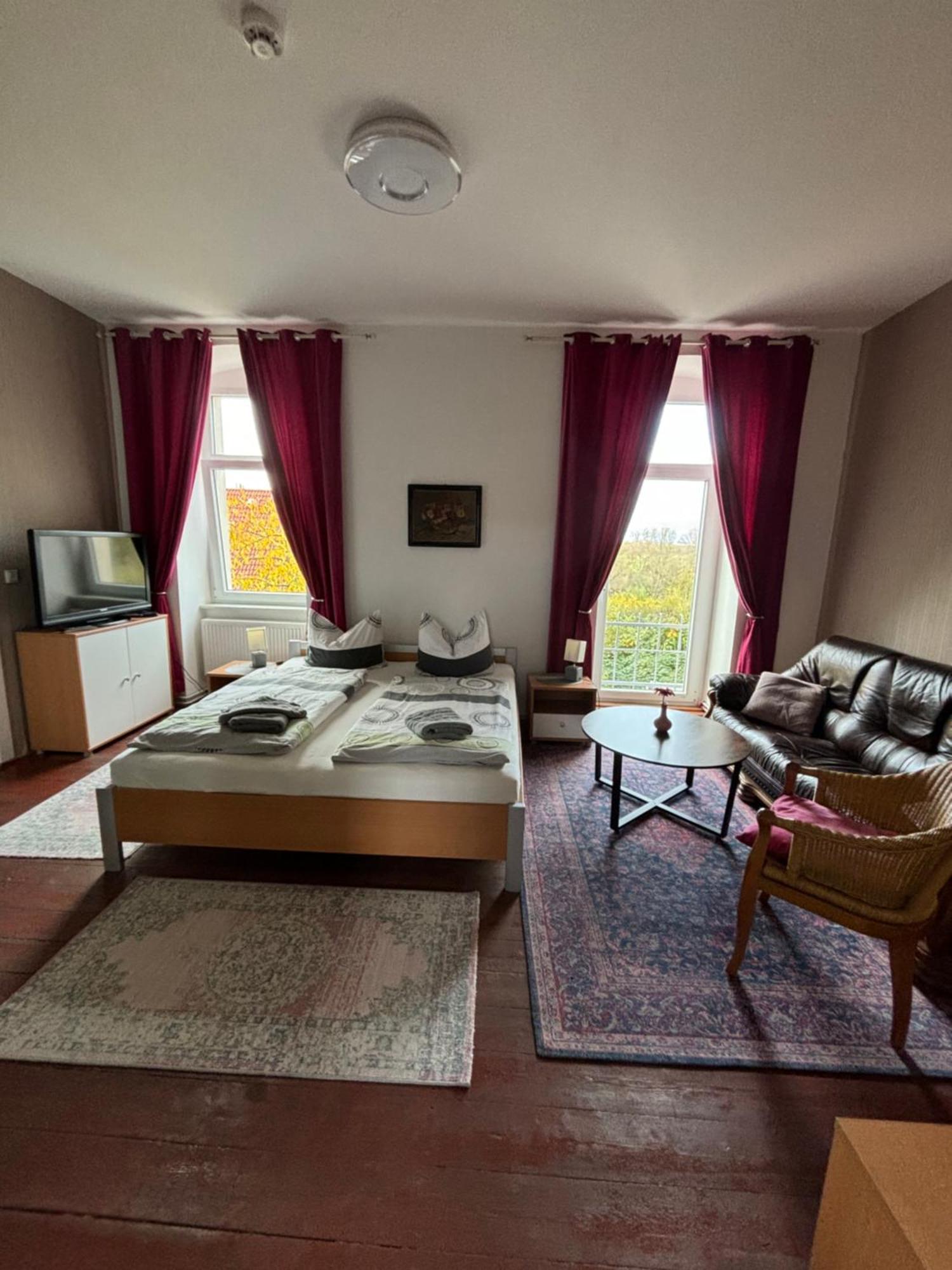 Pension Gutshaus Halle  Εξωτερικό φωτογραφία